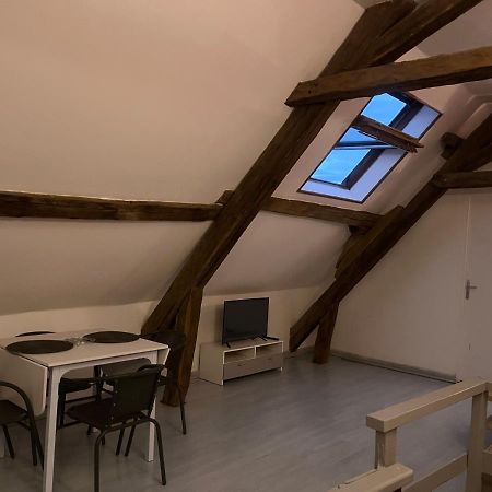 Chablis: Grand Studio En Plein Centre Ville Экстерьер фото
