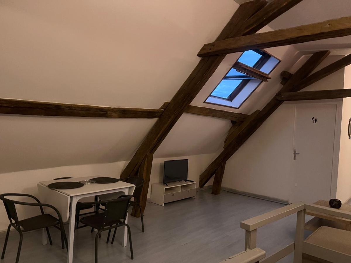 Chablis: Grand Studio En Plein Centre Ville Экстерьер фото
